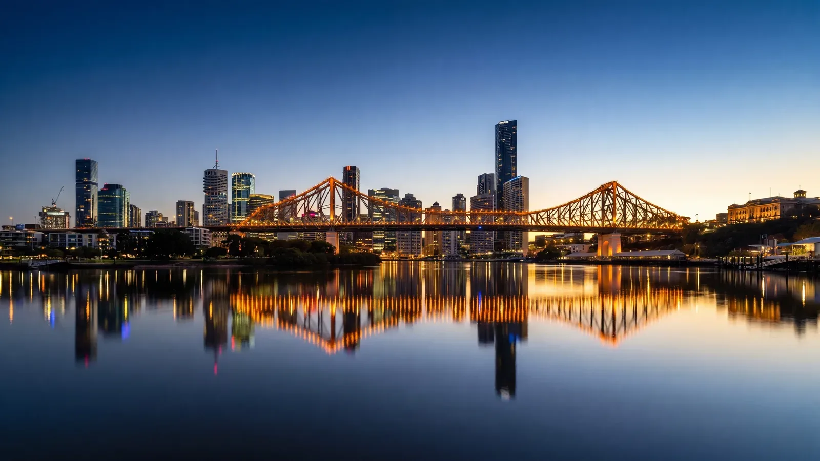 Brisbane Story Bridge at dusk