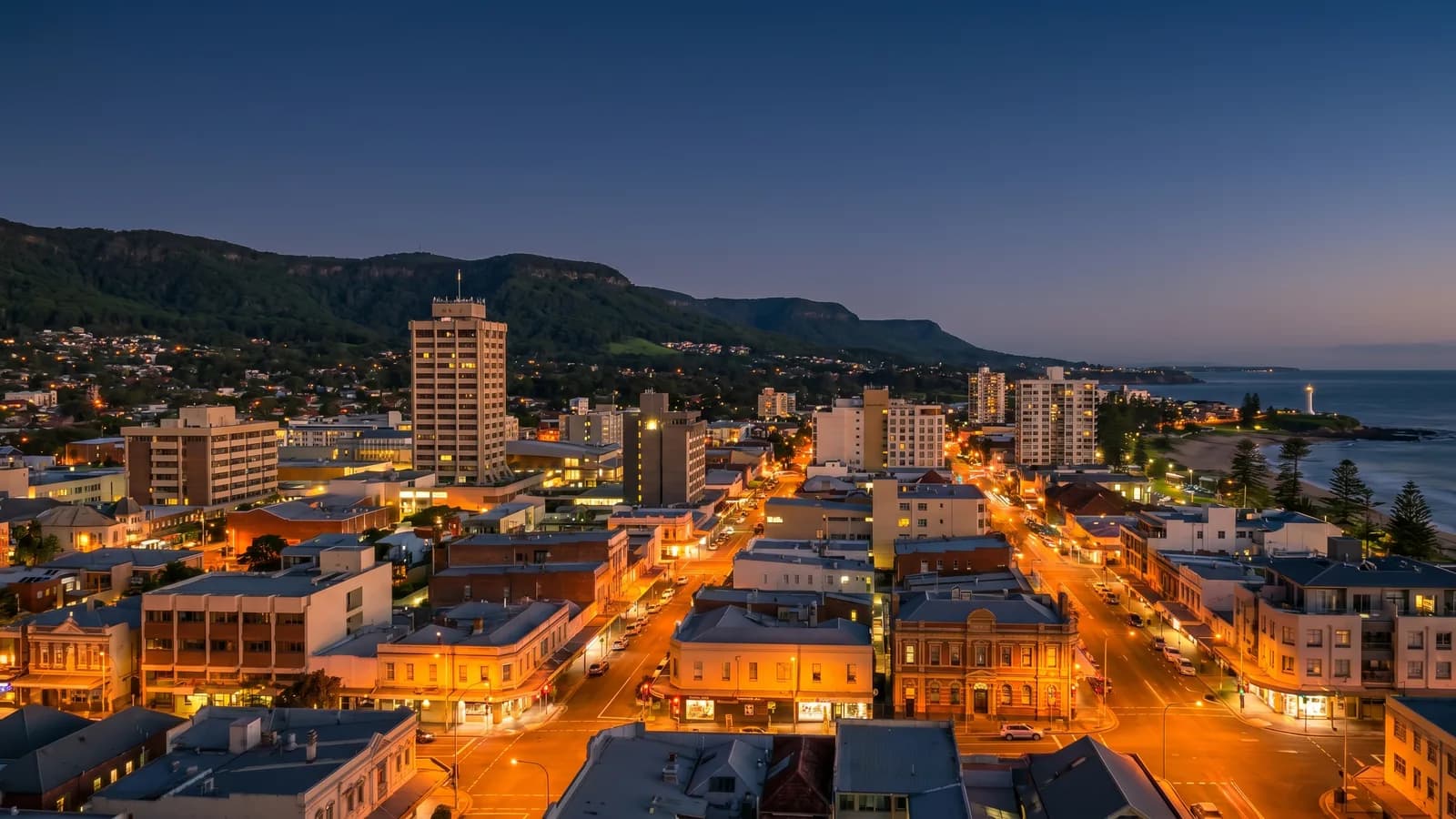 Wollongong Crown Street at dusk